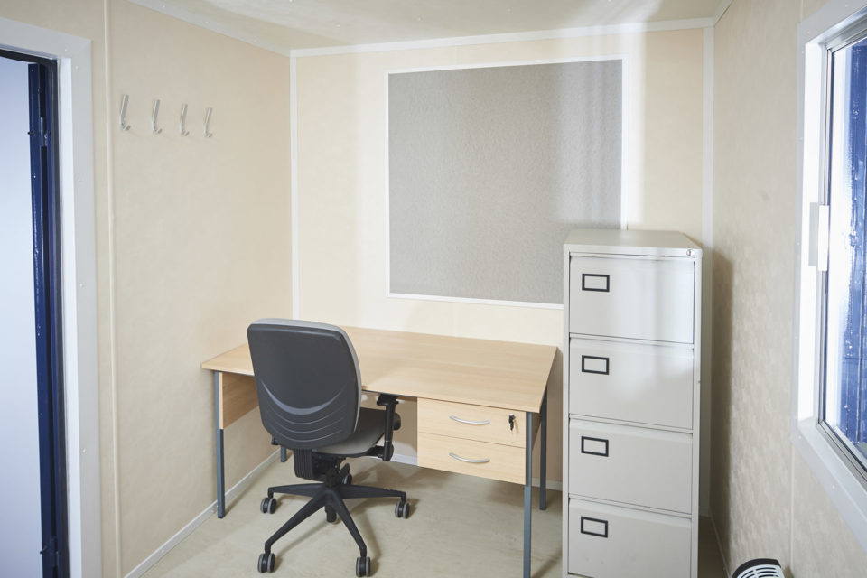 Hire Small Portable Office Cabin 12ft (27)
