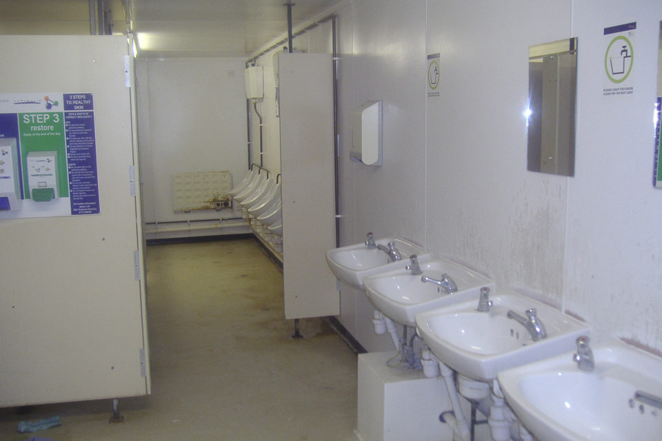 Large Anti-Vandal Toilet Cabin 5+1 (167)
